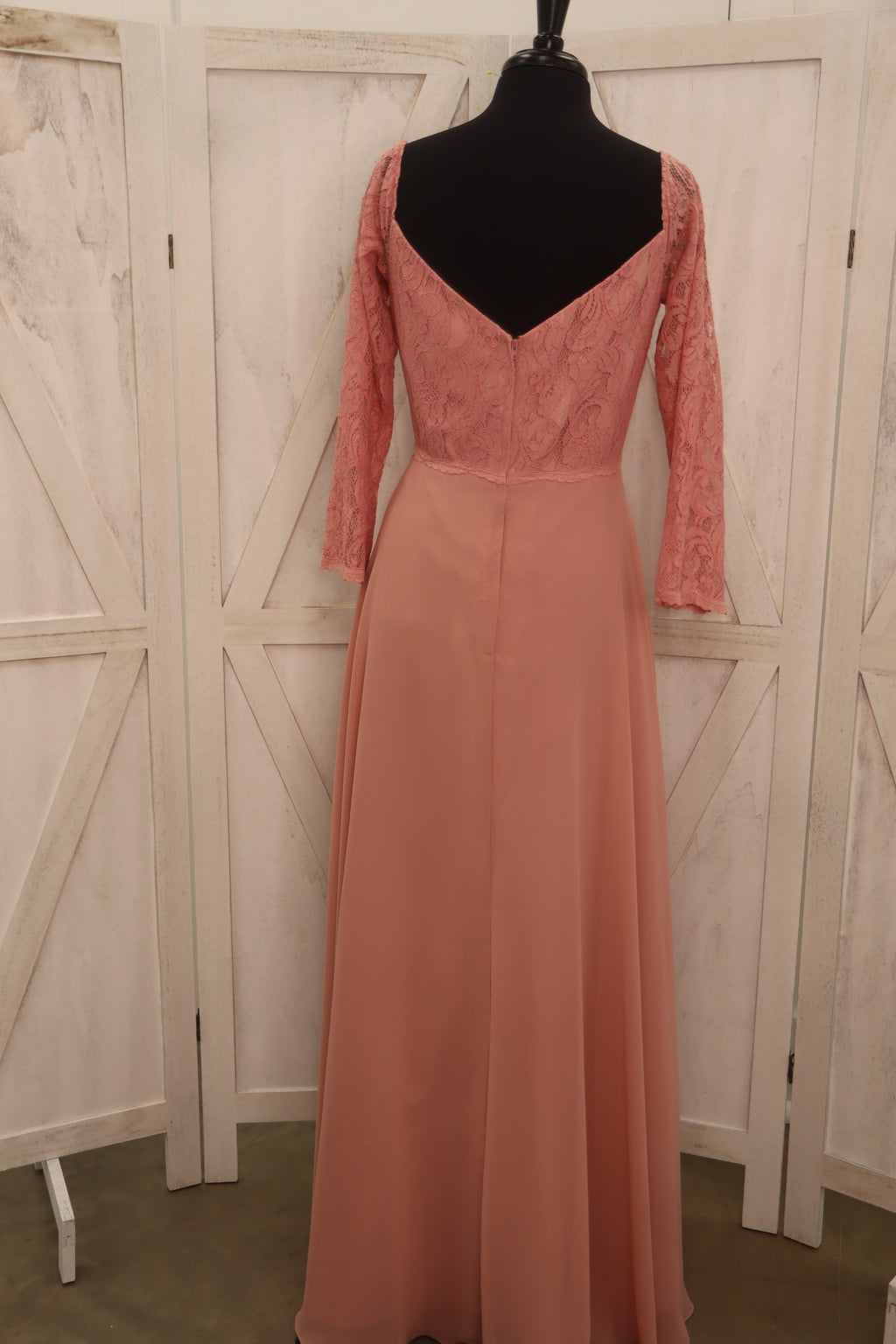 Mauve Lace Long Sleeve Chiffon Bridesmaid Gown – Size 16