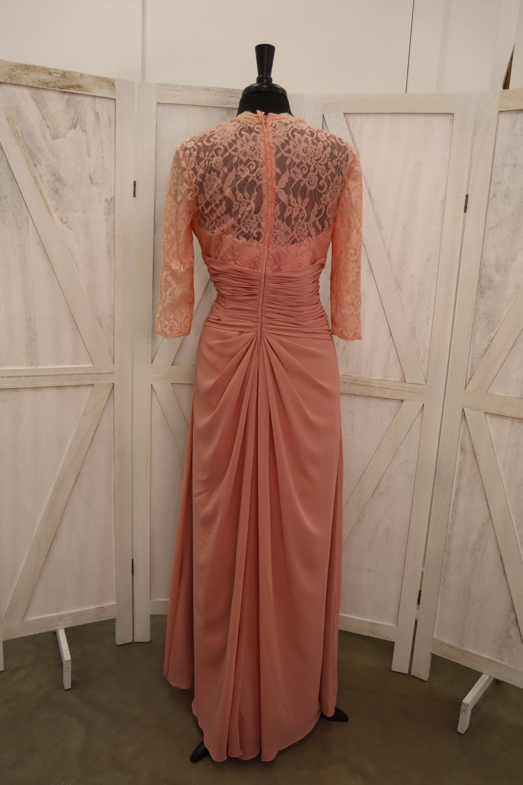 Dusty Pink Lace Sleeve Chiffon Mother of the Bride Gown – Size 14
