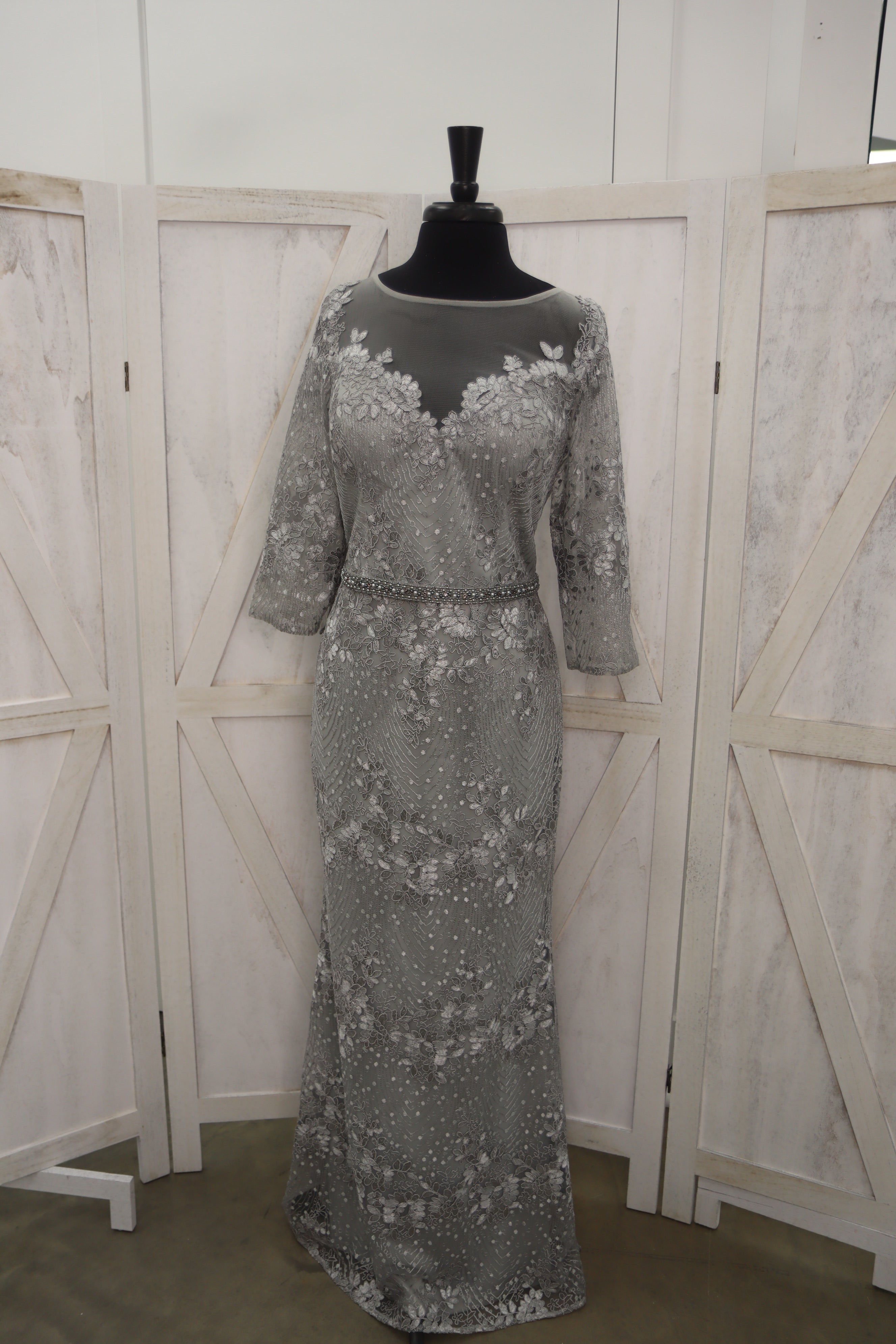 Silver Floral Lace Illusion Scoop Neck 3/4 Sleeve Column Mother of the Bride Gown
