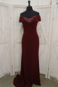 Burgundy Off-the-Shoulder Portrait Collar Beaded V-Neck Long Sleeve Mermaid Mother of the Bride Gown