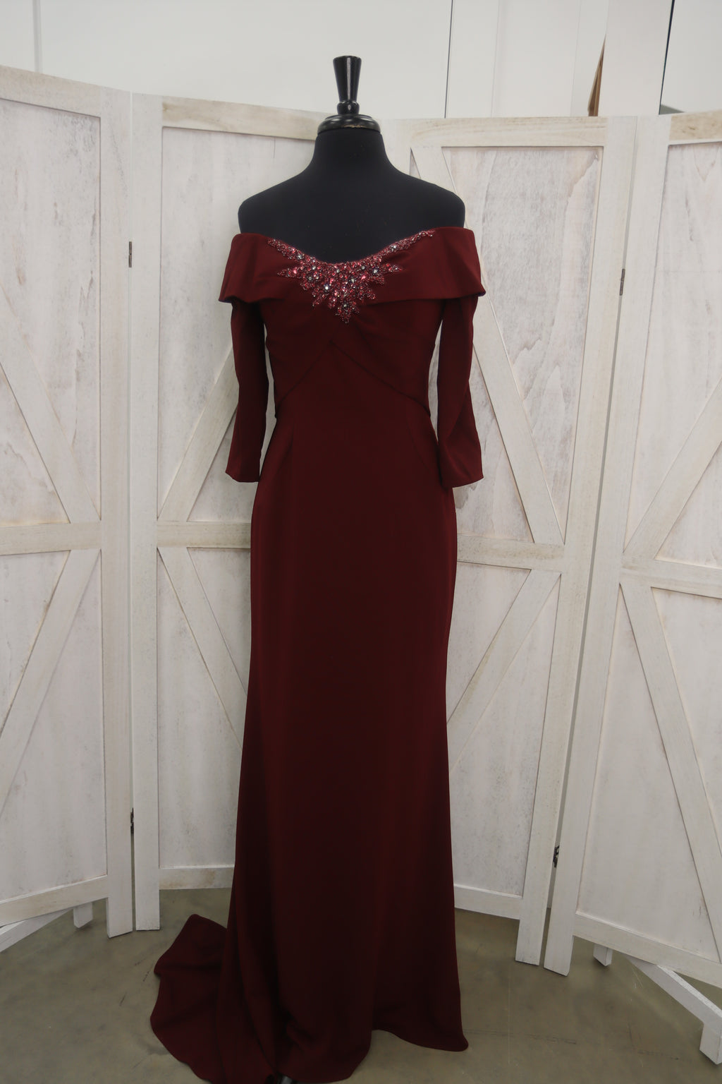 Burgundy Off-the-Shoulder Portrait Collar Beaded V-Neck Long Sleeve Mermaid Mother of the Bride Gown