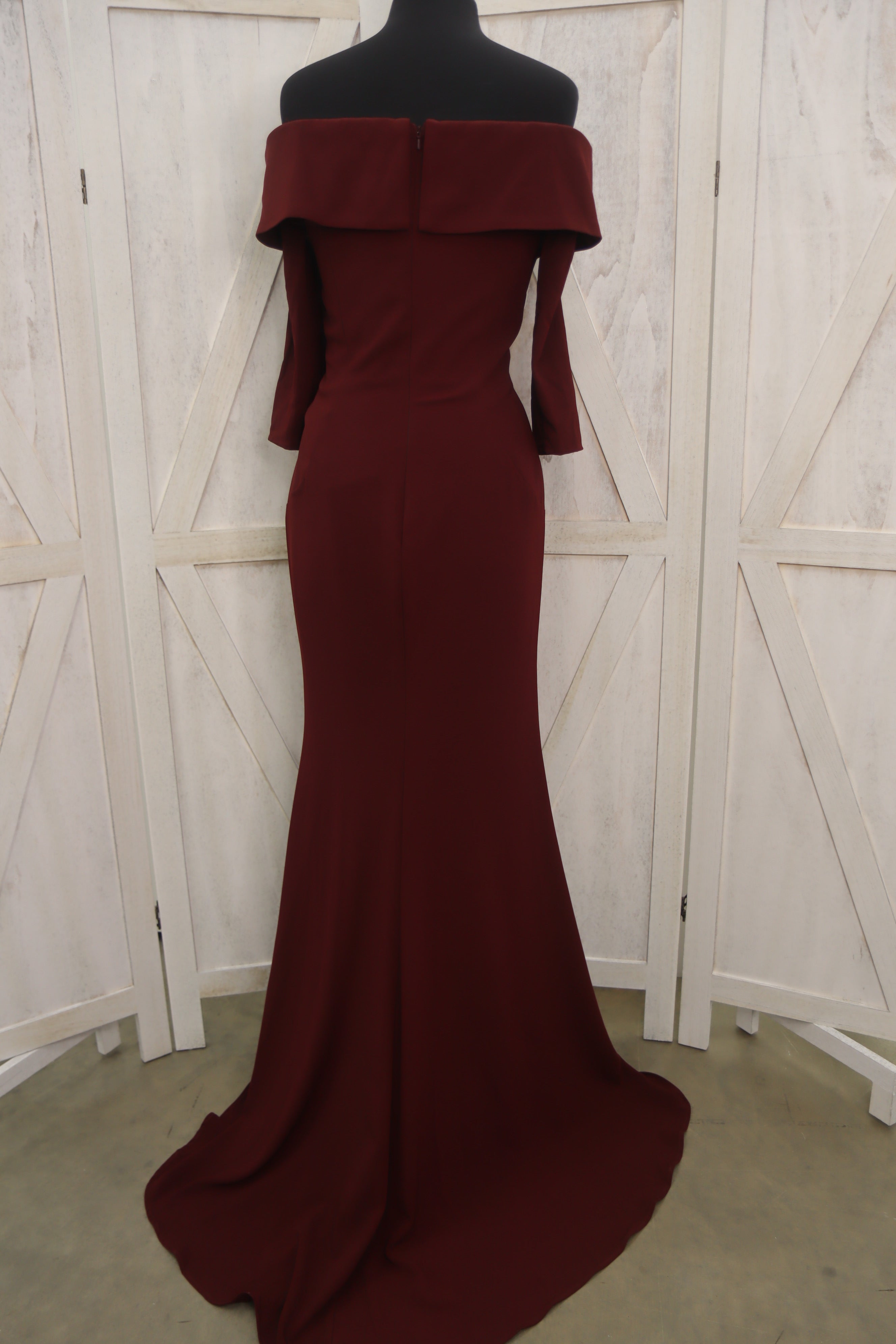 Burgundy Off-the-Shoulder Portrait Collar Beaded V-Neck Long Sleeve Mermaid Mother of the Bride Gown